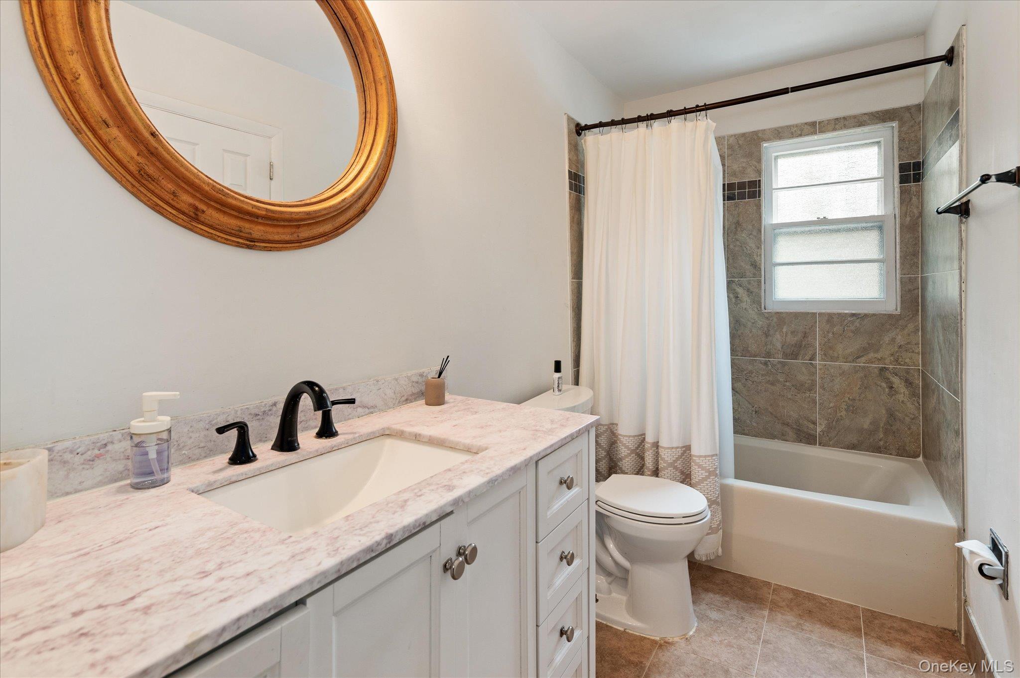 4 Pine Ridge Road Rye Brook, NY 10573 - Photo 25 of 41 Bathroom (hall)