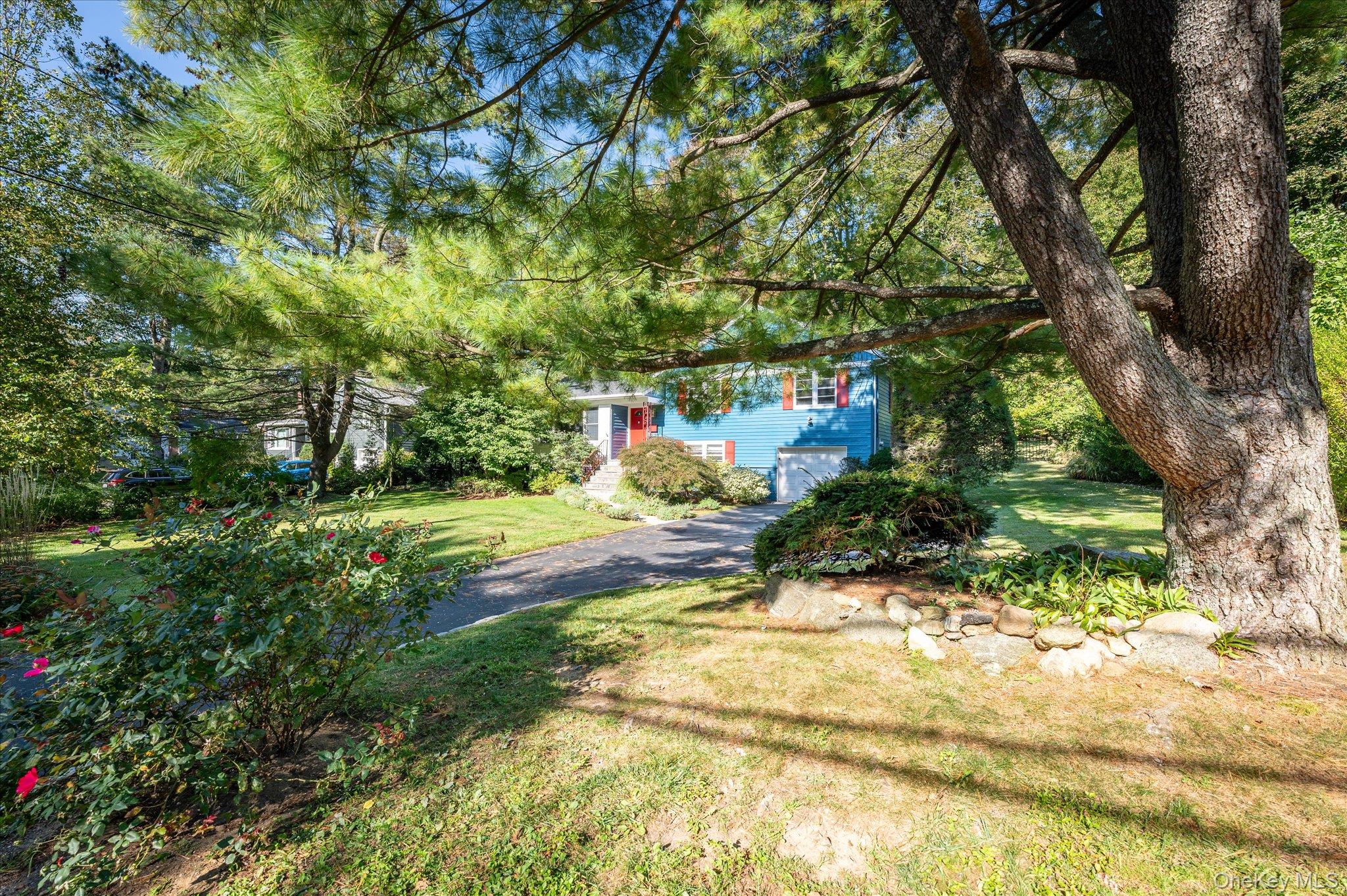 4 Pine Ridge Road Rye Brook, NY 10573 - Photo 33 of 41