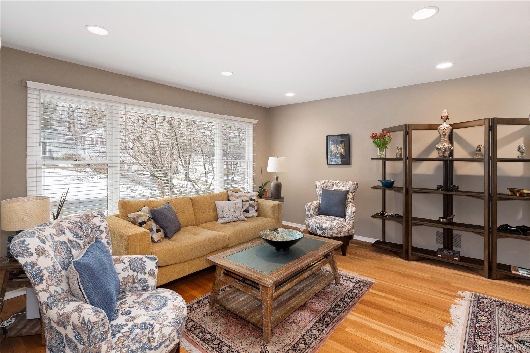 4 Pine Ridge Road Rye Brook, NY 10573 - Photo 4 of 41