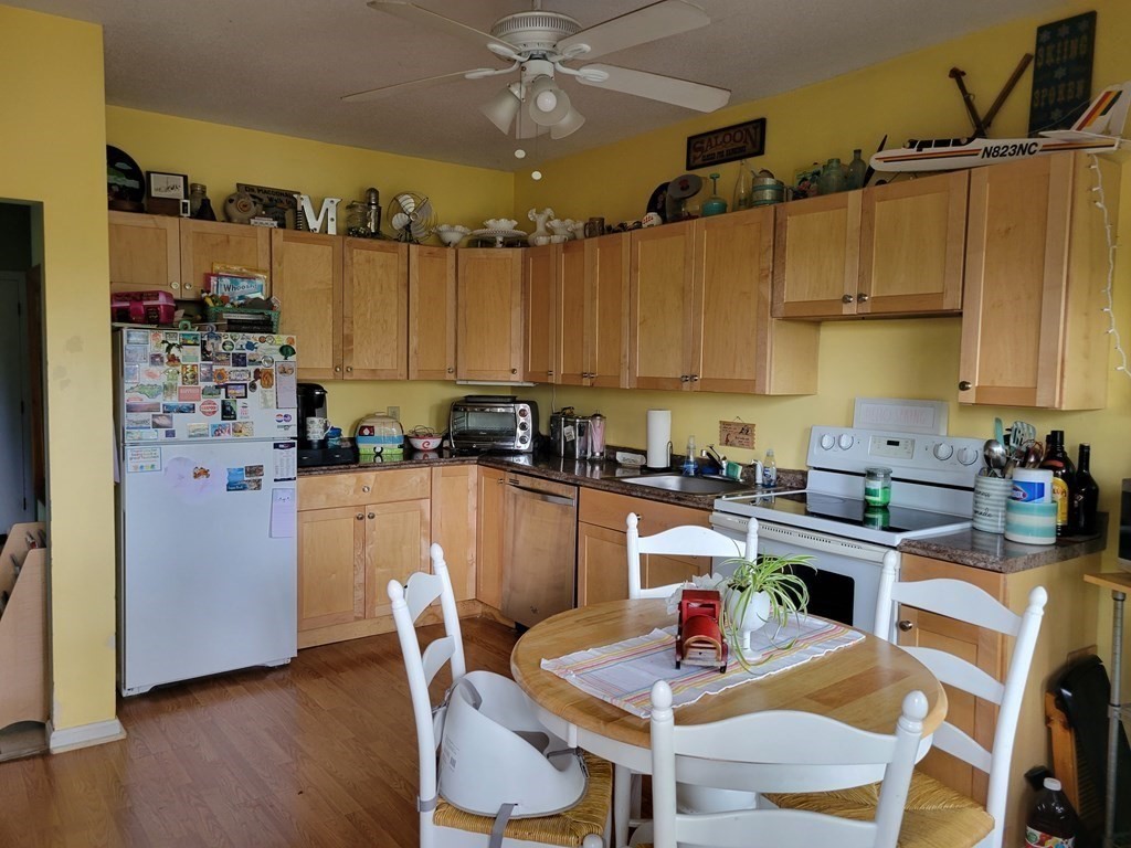 10 Bancroft Street Maynard, MA 01754 - Photo 7 of 19 Gallery Image 7