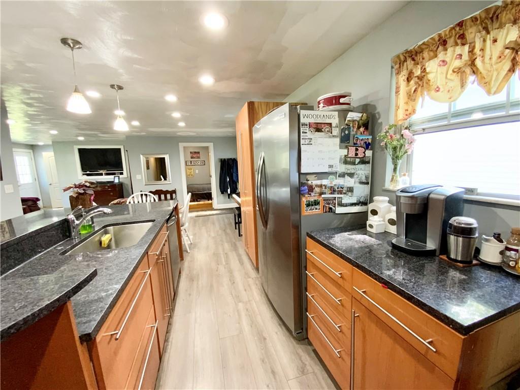 145 Shenot Road Wexford, PA 15090 - Photo 4 of 25 Gallery Image 4