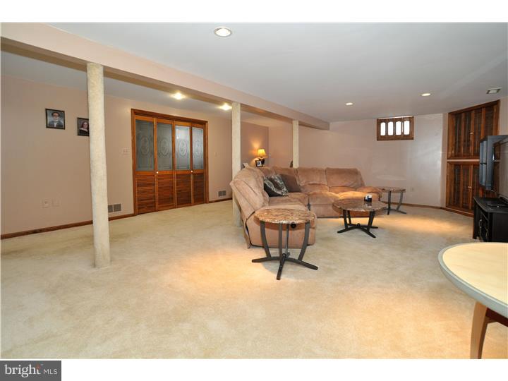640 Schwab Road Hatfield, PA 19440 - Photo 13 of 25 Family Room