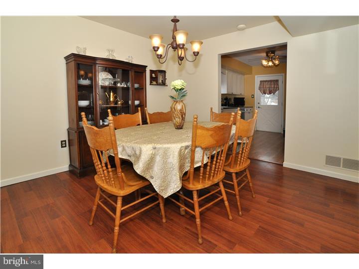 640 Schwab Road Hatfield, PA 19440 - Photo 6 of 25 Dining Room