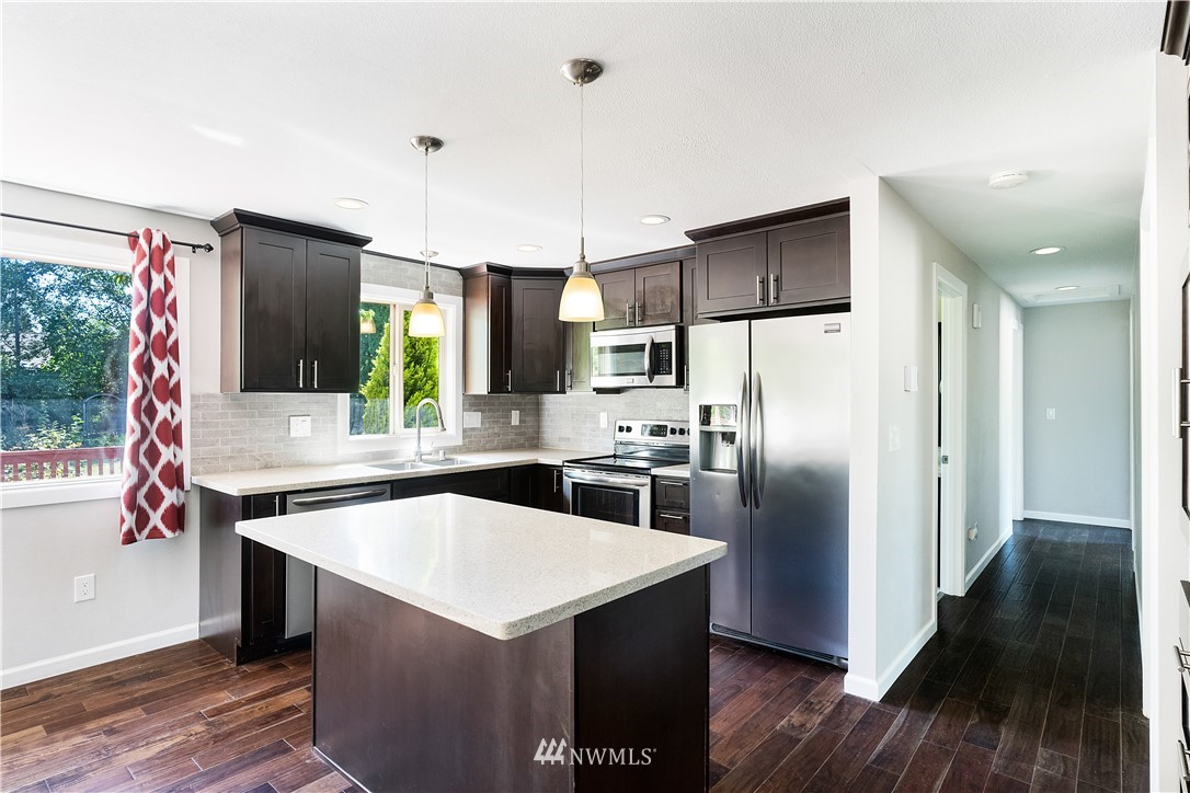 4802 228th Street Southeast Bothell, WA 98021 - Photo 4 of 19