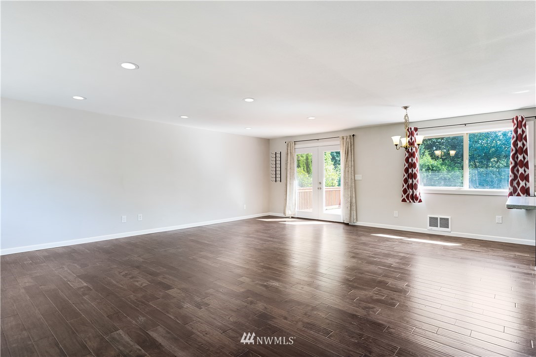 4802 228th Street Southeast Bothell, WA 98021 - Photo 6 of 19
