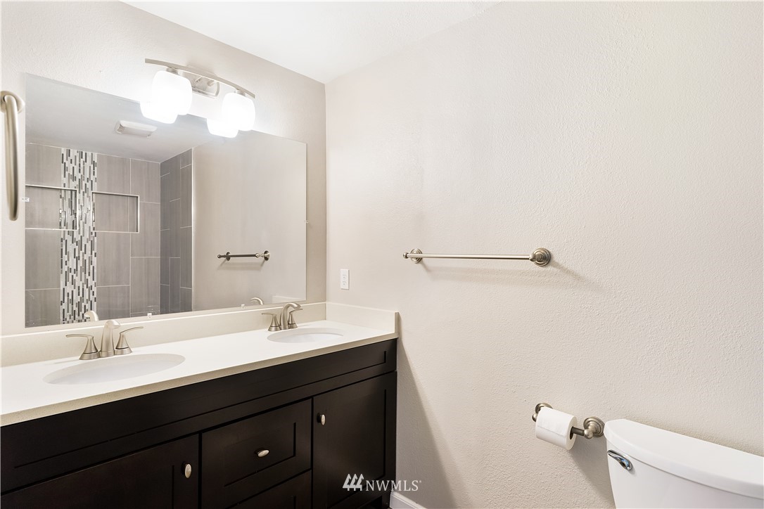 4802 228th Street Southeast Bothell, WA 98021 - Photo 8 of 19