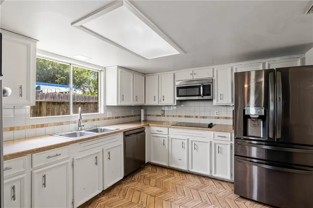 $329,999 | 5110 Cascade Drive, Corpus Christi, TX 78413