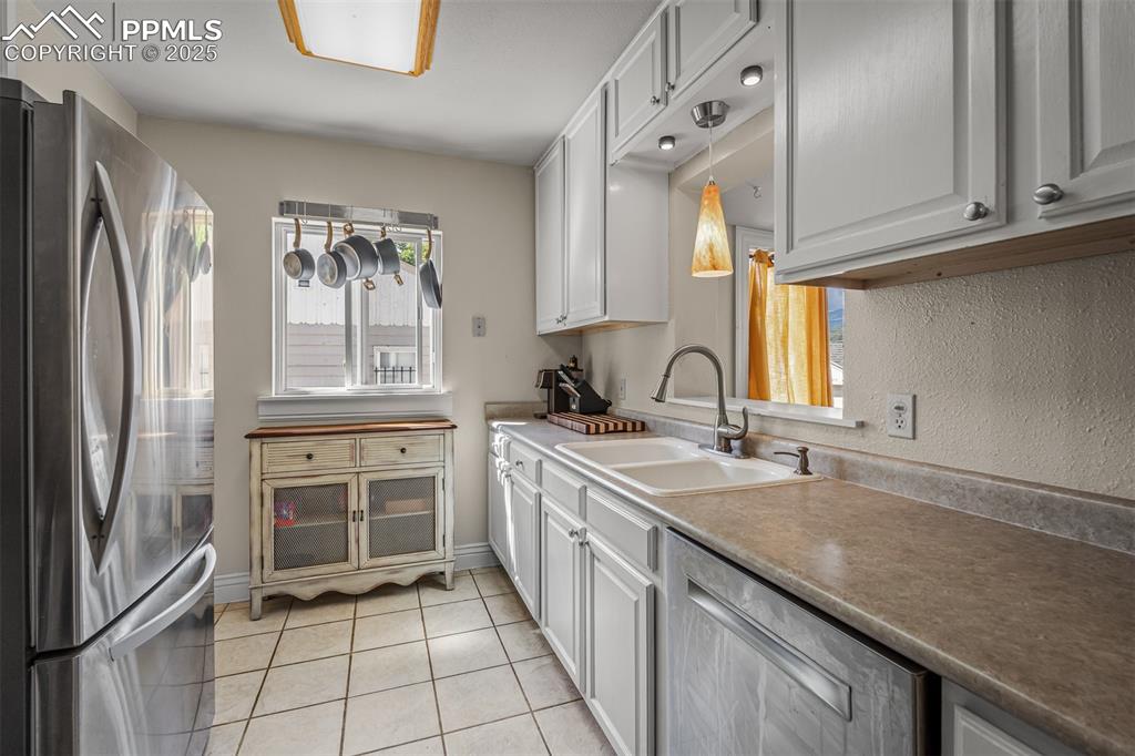 720 North Foote Avenue Colorado Springs, CO 80909 - Photo 20 of 45