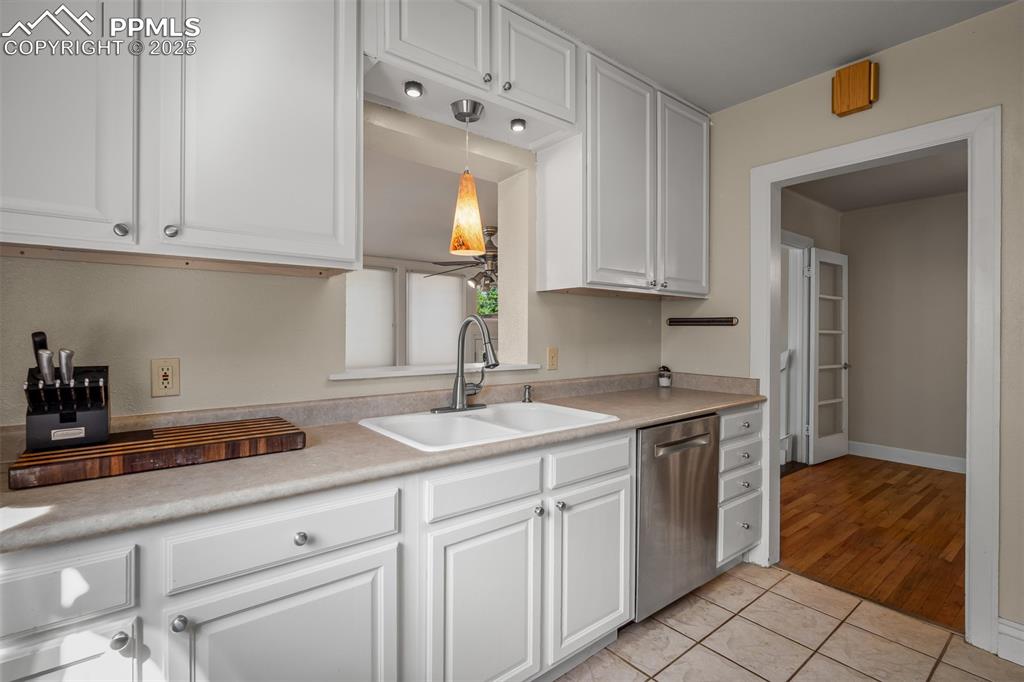 720 North Foote Avenue Colorado Springs, CO 80909 - Photo 23 of 45