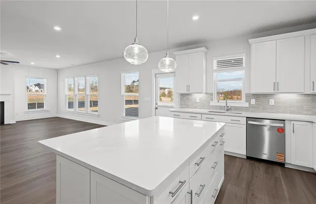 $643,225 | 255 Lucas Court, Hoschton, GA 30548