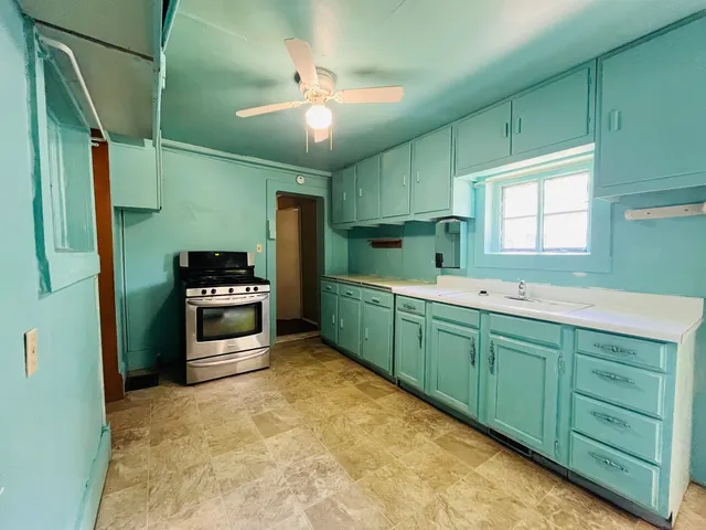 $160,000 | 1213 East Main Street, Streator, IL 61364