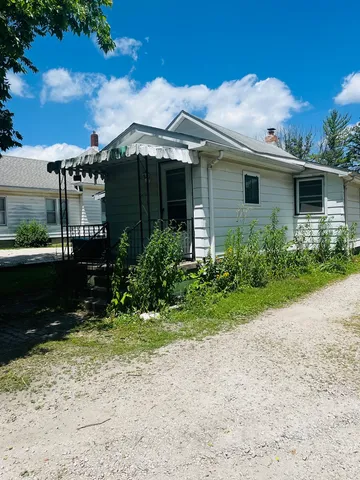 $160,000 | 1213 East Main Street, Streator, IL 61364