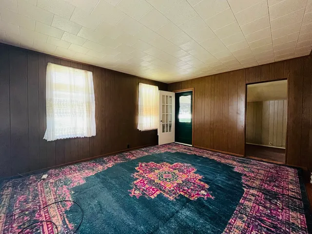 $160,000 | 1213 East Main Street, Streator, IL 61364