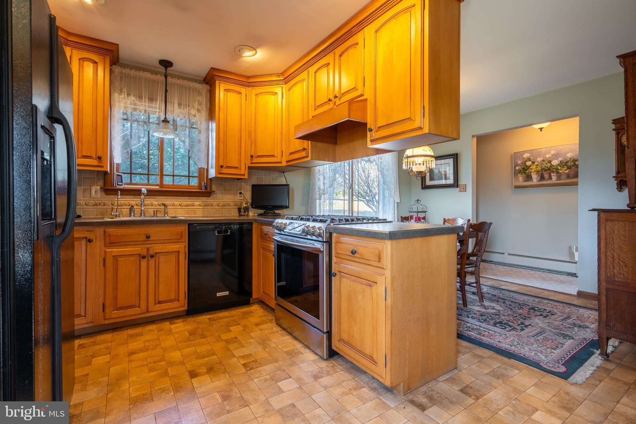 77 Uhlerstown Hill Road Erwinna, PA 18920 - Photo 5 of 66