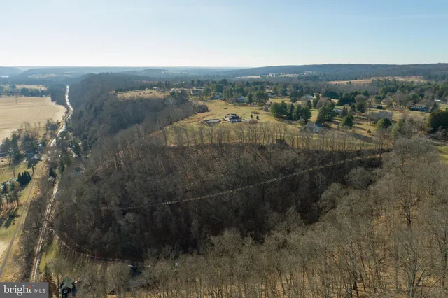 $800,000 | 77 Uhlerstown Hill Road, Erwinna, PA 18920