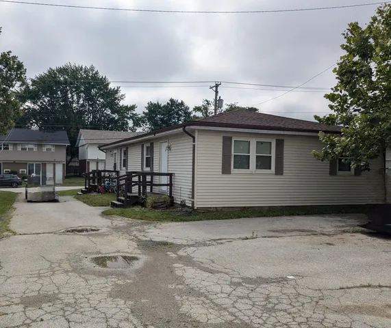 $169,000 | 1218 Orchard Road, Bloomington, IL 61704