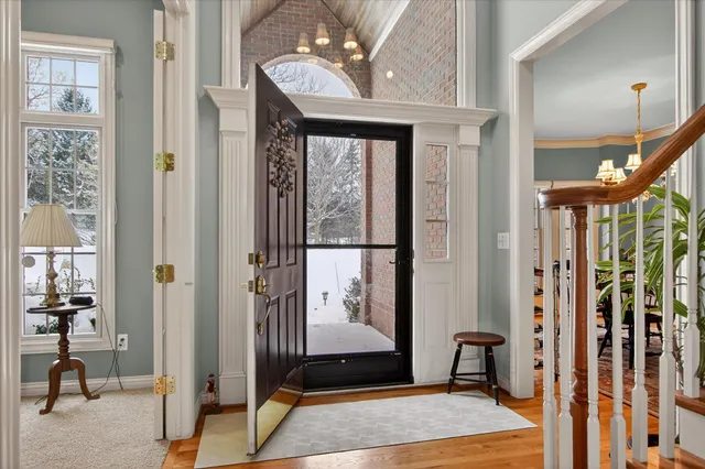 $1,250,000 | 1516 Newport Creek Drive, Ann Arbor, MI 48103