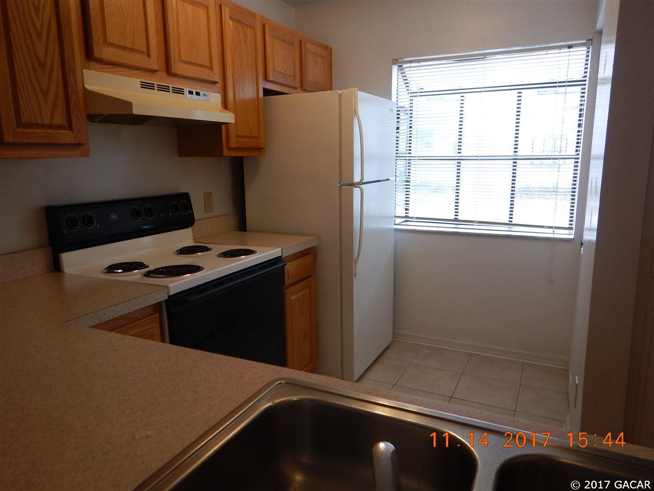 6256 Southwest 8th Place Gainesville, FL 32607 - Photo 5 of 9 Gallery Image 5