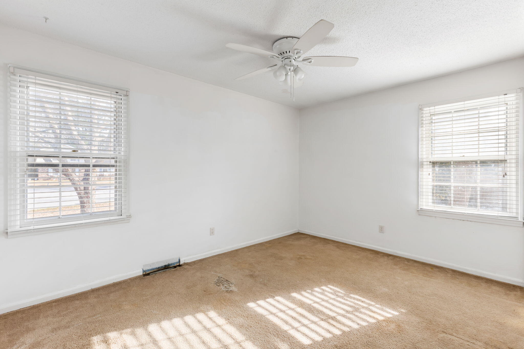 117 Winston Way Goose Creek, SC 29445 - Photo 12 of 19 14-web-or-mls-117 Winston Way CoastalRE-