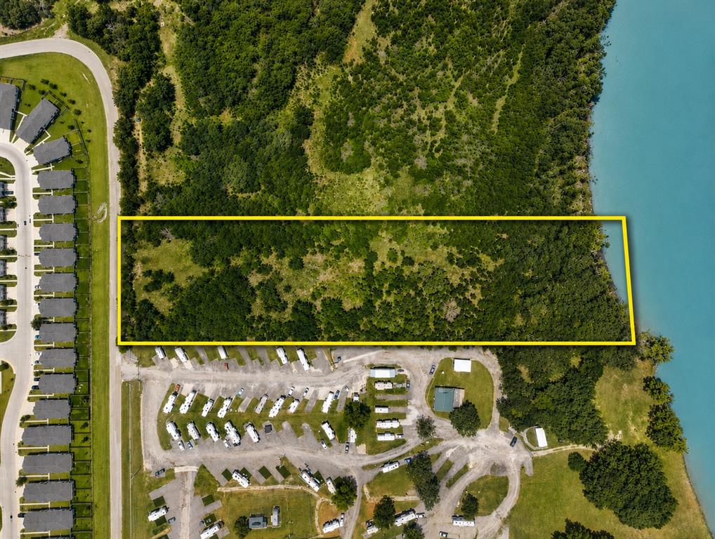 640 Lloyd's Road, Unit 6 Little Elm, TX 75068 - Photo 4 of 10