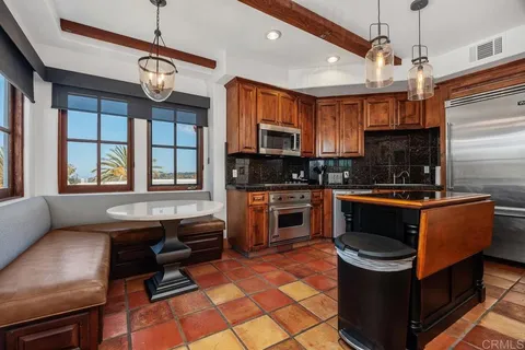 $750,000 | 7310 Estrella De Mar Road, Unit 18, Carlsbad, CA 92009