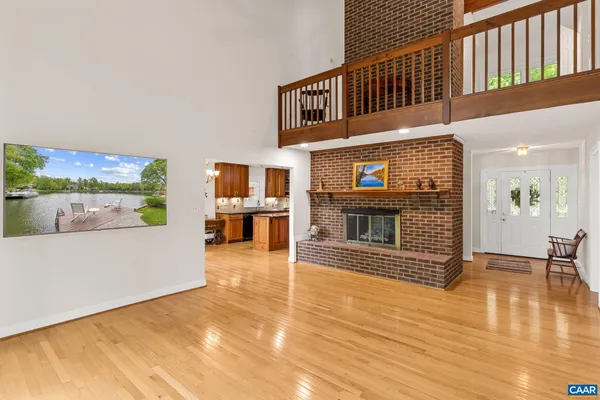 $1,175,000 | 4 Lakeview Circle, Palmyra, VA 22963