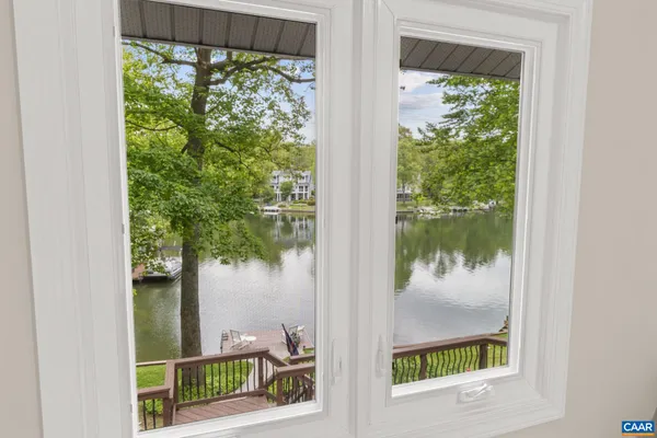 $1,175,000 | 4 Lakeview Circle, Palmyra, VA 22963