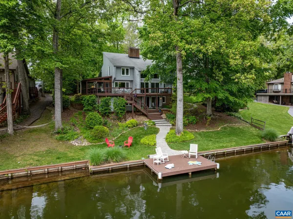 $1,175,000 | 4 Lakeview Circle, Palmyra, VA 22963