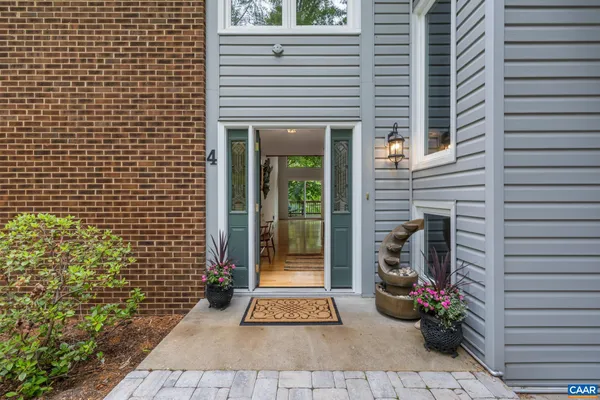 $1,175,000 | 4 Lakeview Circle, Palmyra, VA 22963