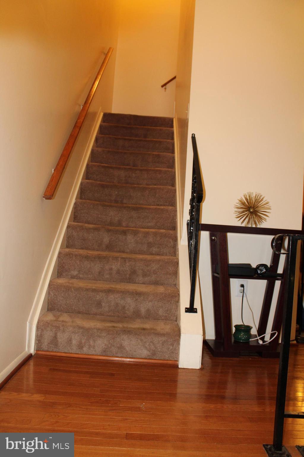 1805 Jackson Road Baltimore, MD 21222 - Photo 2 of 51 Entrance