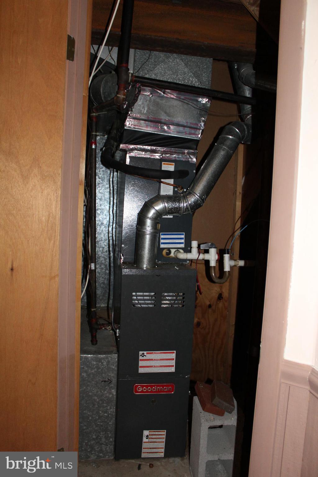1805 Jackson Road Baltimore, MD 21222 - Photo 25 of 51