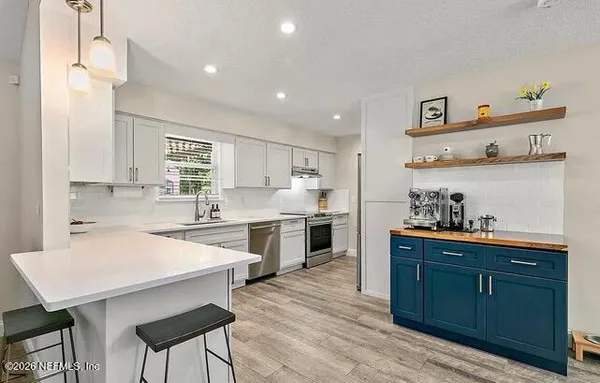 $4,200 | 1819 West 12 Oaks Lane, Neptune Beach, FL 32266