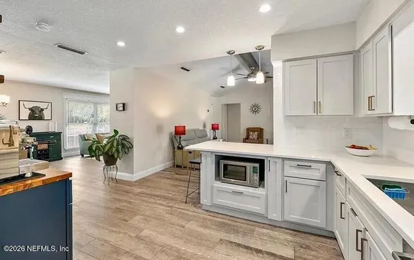 $4,200 | 1819 West 12 Oaks Lane, Neptune Beach, FL 32266