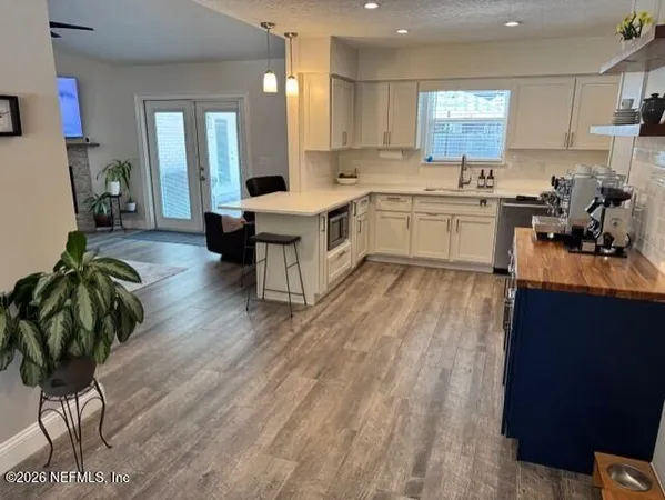 $4,200 | 1819 West 12 Oaks Lane, Neptune Beach, FL 32266
