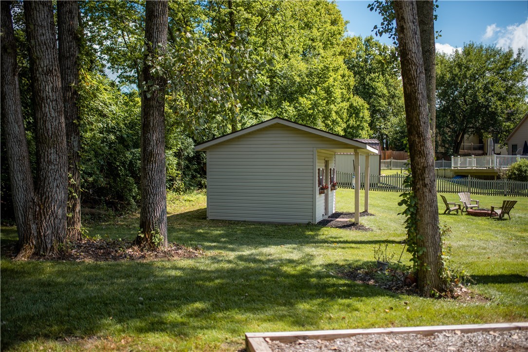 1422 Kingsgate Road Springfield, OH 45503 - Photo 7 of 69