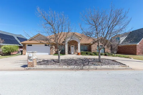 $499,000 | 3225 White Oaks Drive, Abilene, TX 79606