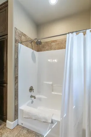 $499,000 | 3225 White Oaks Drive, Abilene, TX 79606