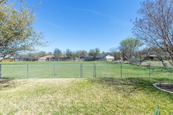 $499,000 | 3225 White Oaks Drive, Abilene, TX 79606