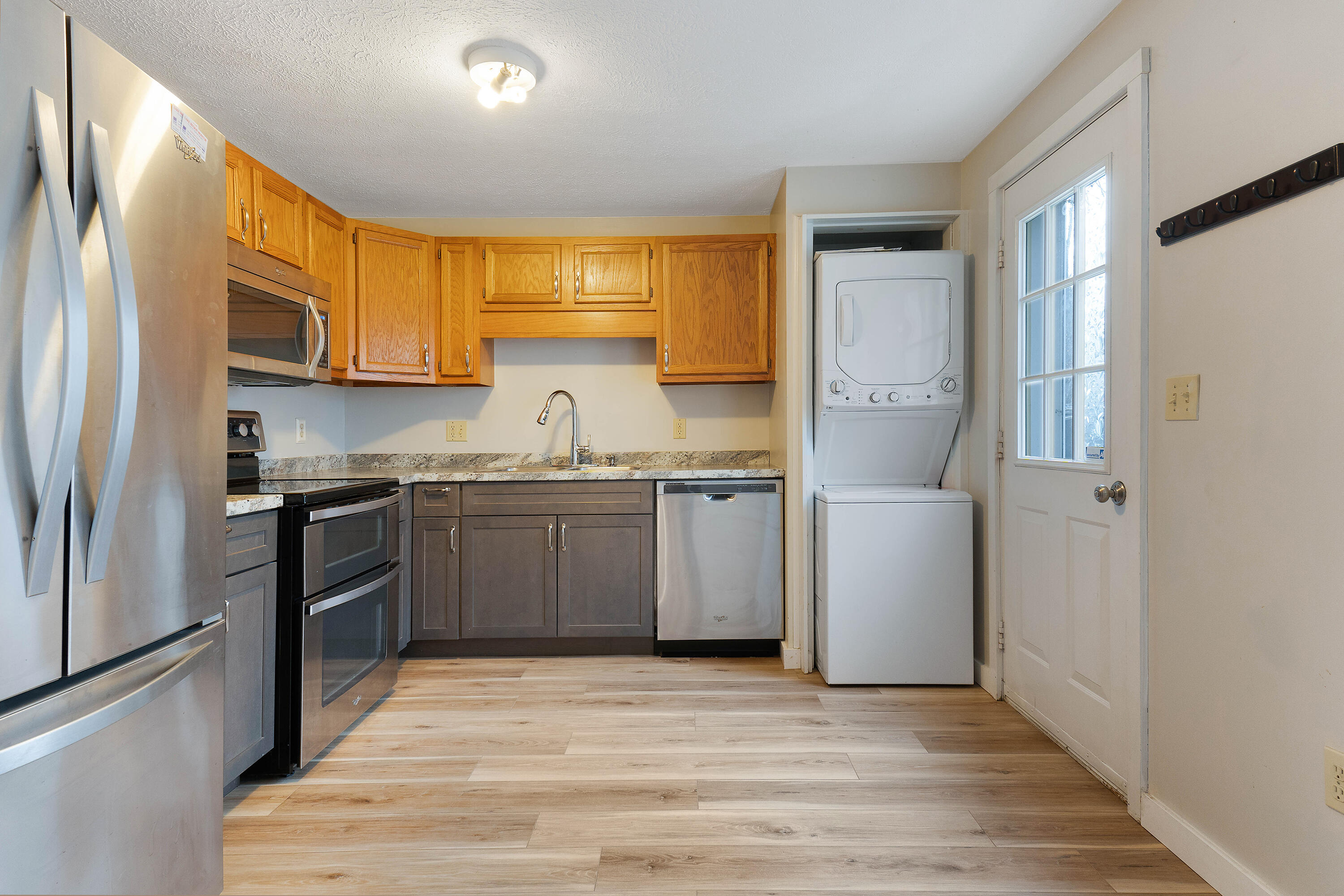 16 Dalten Pines Road, Unit 2 Windham, ME 04062 - Photo 14 of 26 Kitchen