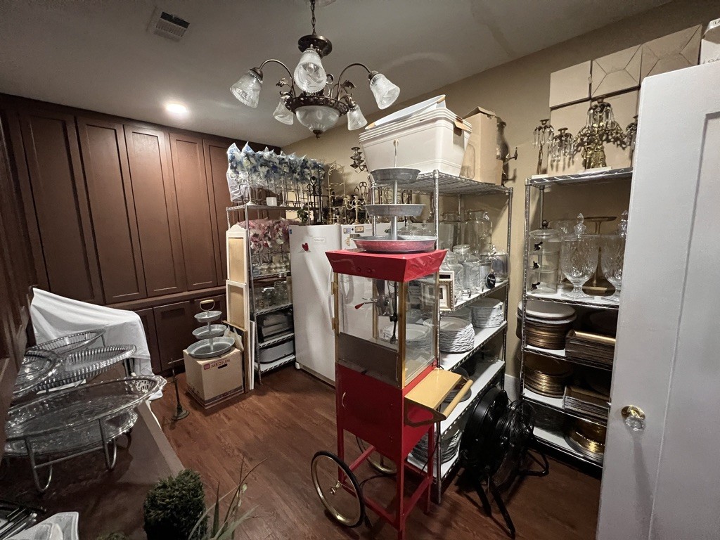 974 Lynchburg Road Winchester, TN 37398 - Photo 13 of 51 a view of a storage & utility room