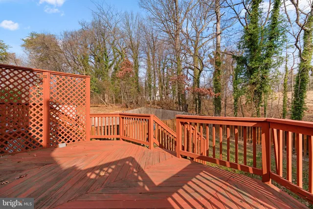 $375,000 | 6090 Rock Glen Drive, Elkridge, MD 21075