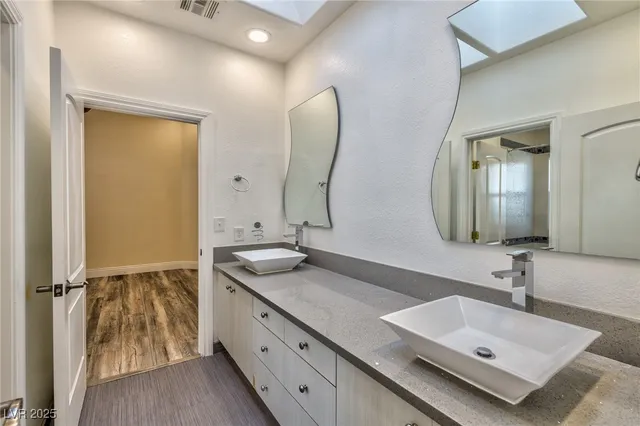 $3,499 | 8129 Pacific Cove Drive, Las Vegas, NV 89128