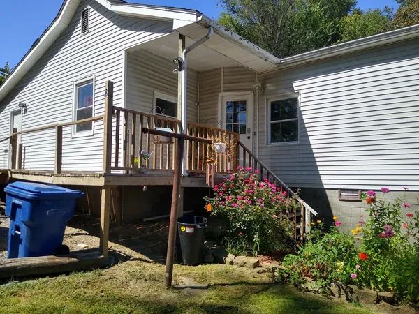 $174,950 | 800 Locust Street, Vienna, IL 62995