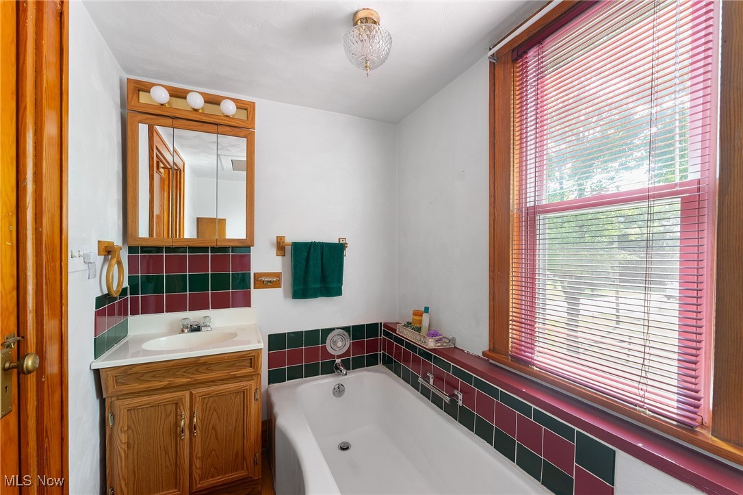 4206 Crum Road Youngstown, OH 44515 - Photo 24 of 36 Gallery Image 24