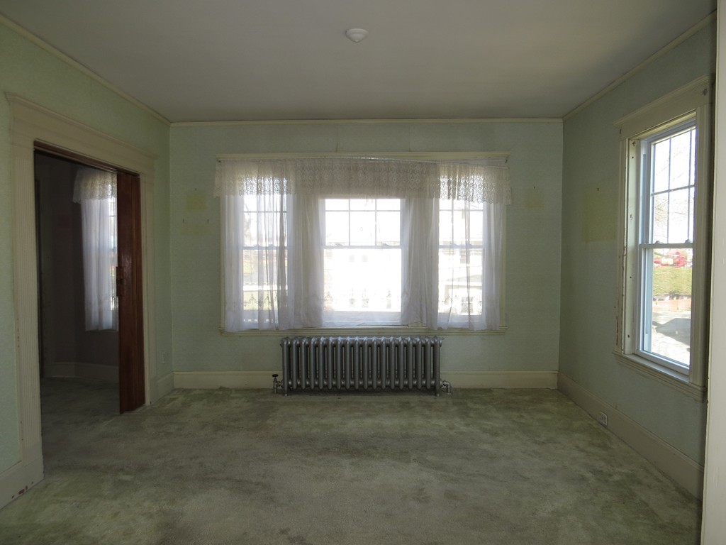 55 Katherine Road Watertown, MA 02472 - Photo 12 of 28 Gallery Image 12