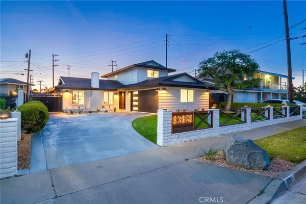 $1,286,000 | 13161 Summit Circle, Westminster, CA 92683