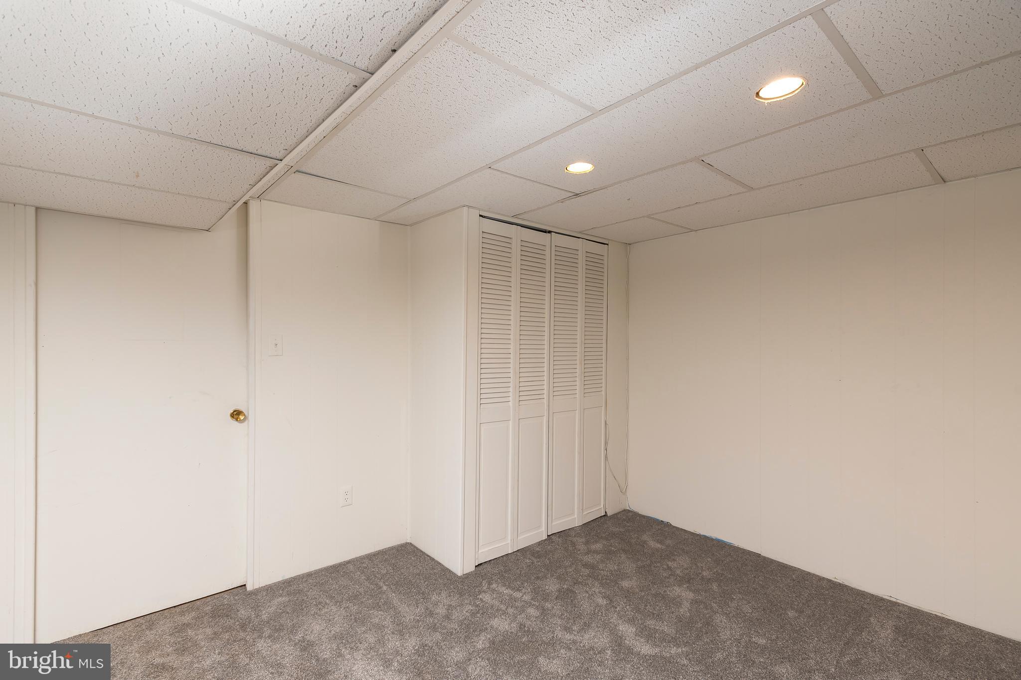400 Old Riverside Road Baltimore, MD 21225 - Photo 16 of 30 Lower Level Office