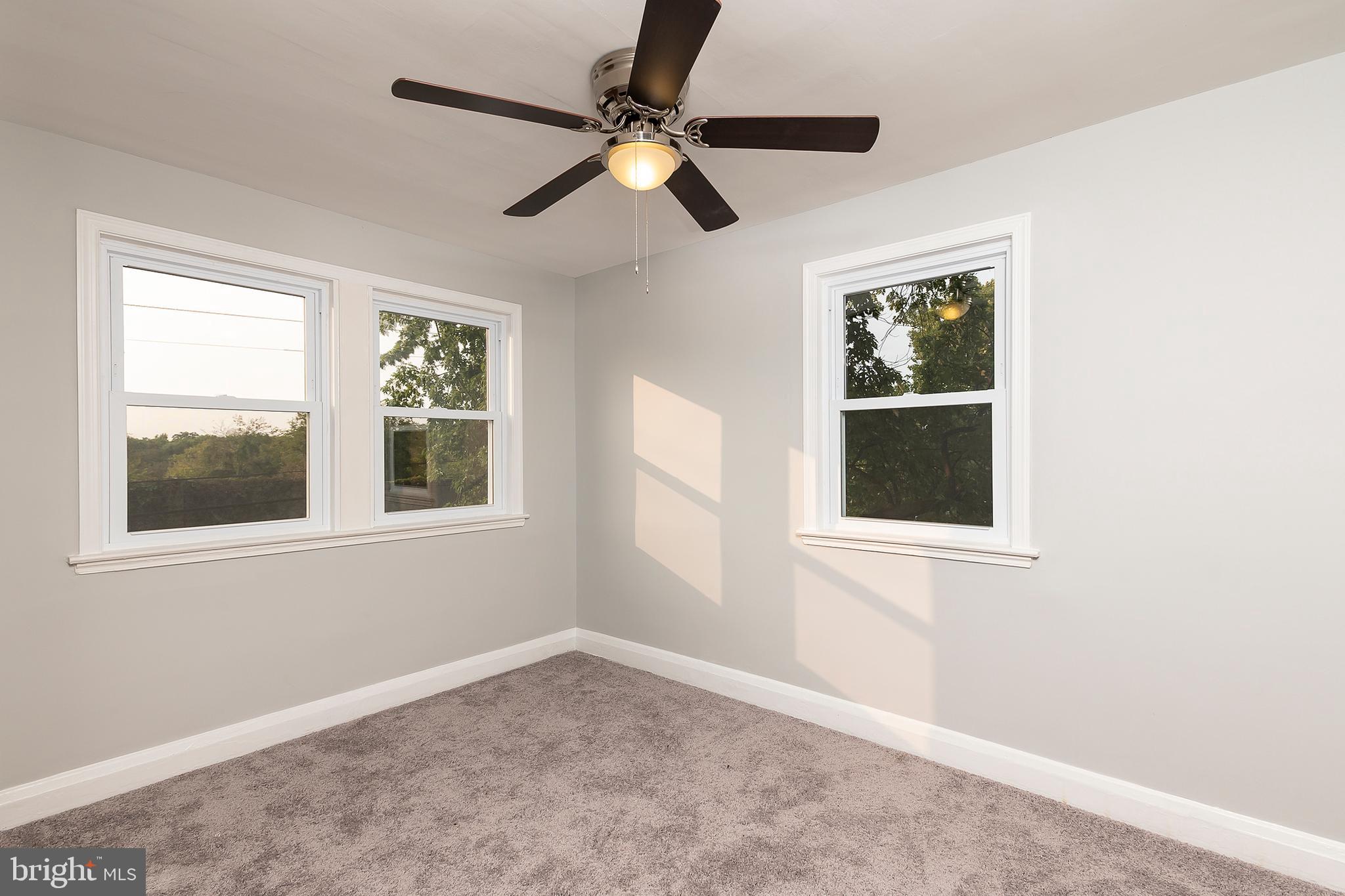 400 Old Riverside Road Baltimore, MD 21225 - Photo 25 of 30 Bedroom 3