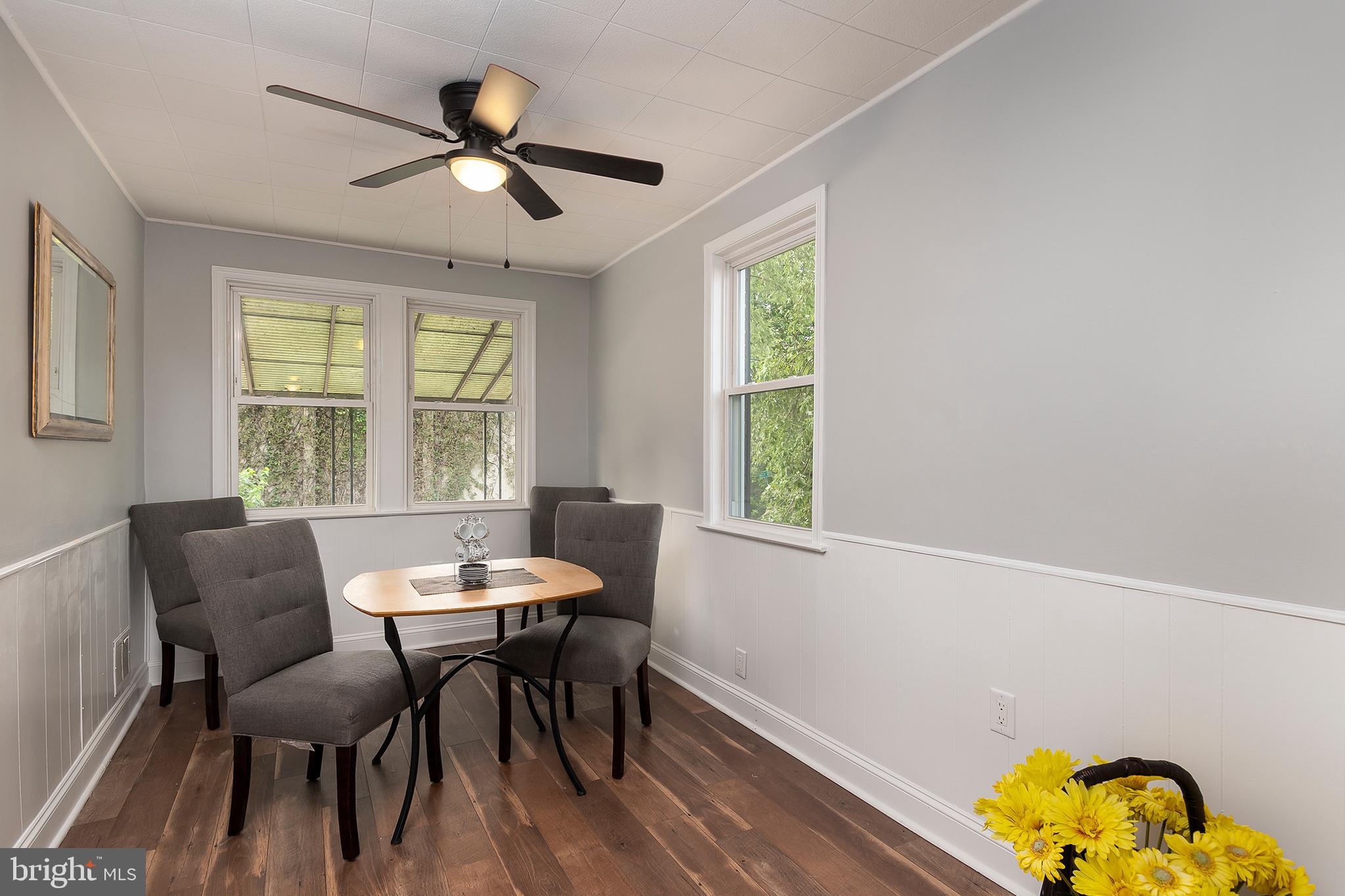 400 Old Riverside Road Baltimore, MD 21225 - Photo 9 of 30 Dining Room (alt view)