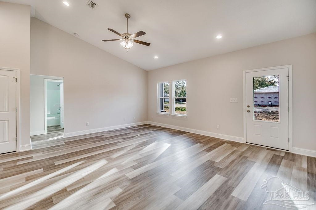6728 Da Lisa Road Milton, FL 32583 - Photo 9 of 11 Gallery Image 9